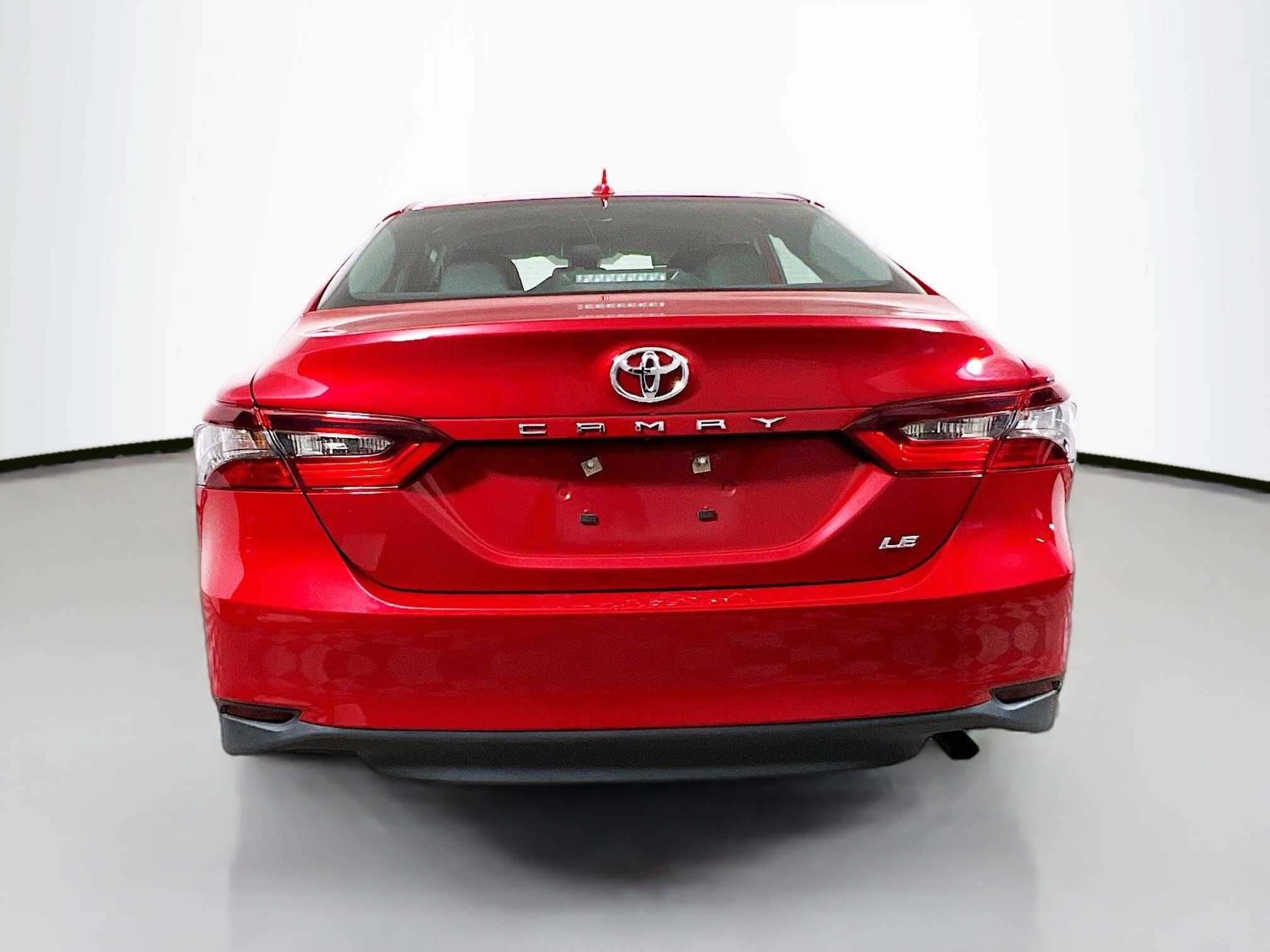 Used 2023 Toyota Camry LE image 6