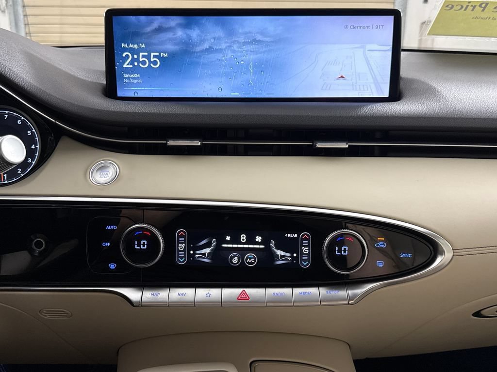 Certified 2023 Genesis GV70 2.5T w/ Select Package AWD/4WD image 21