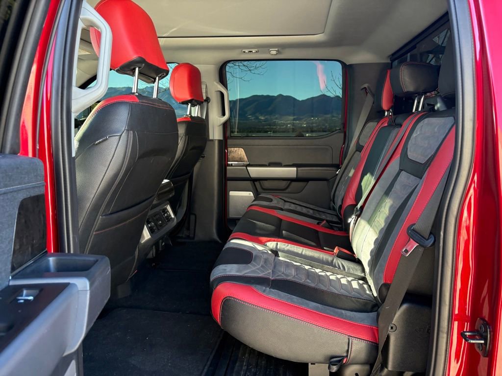 Used 2024 Ford F250 Lariat w/ Lariat Ultimate Package image 28