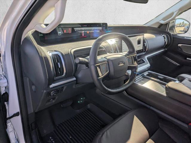 New 2026 Ford Expedition Platinum w/ Platinum Ultimate Package image 2