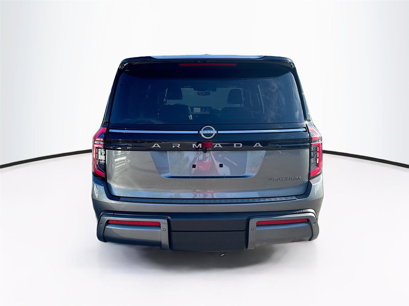 Used 2025 Nissan Armada Platinum image 6