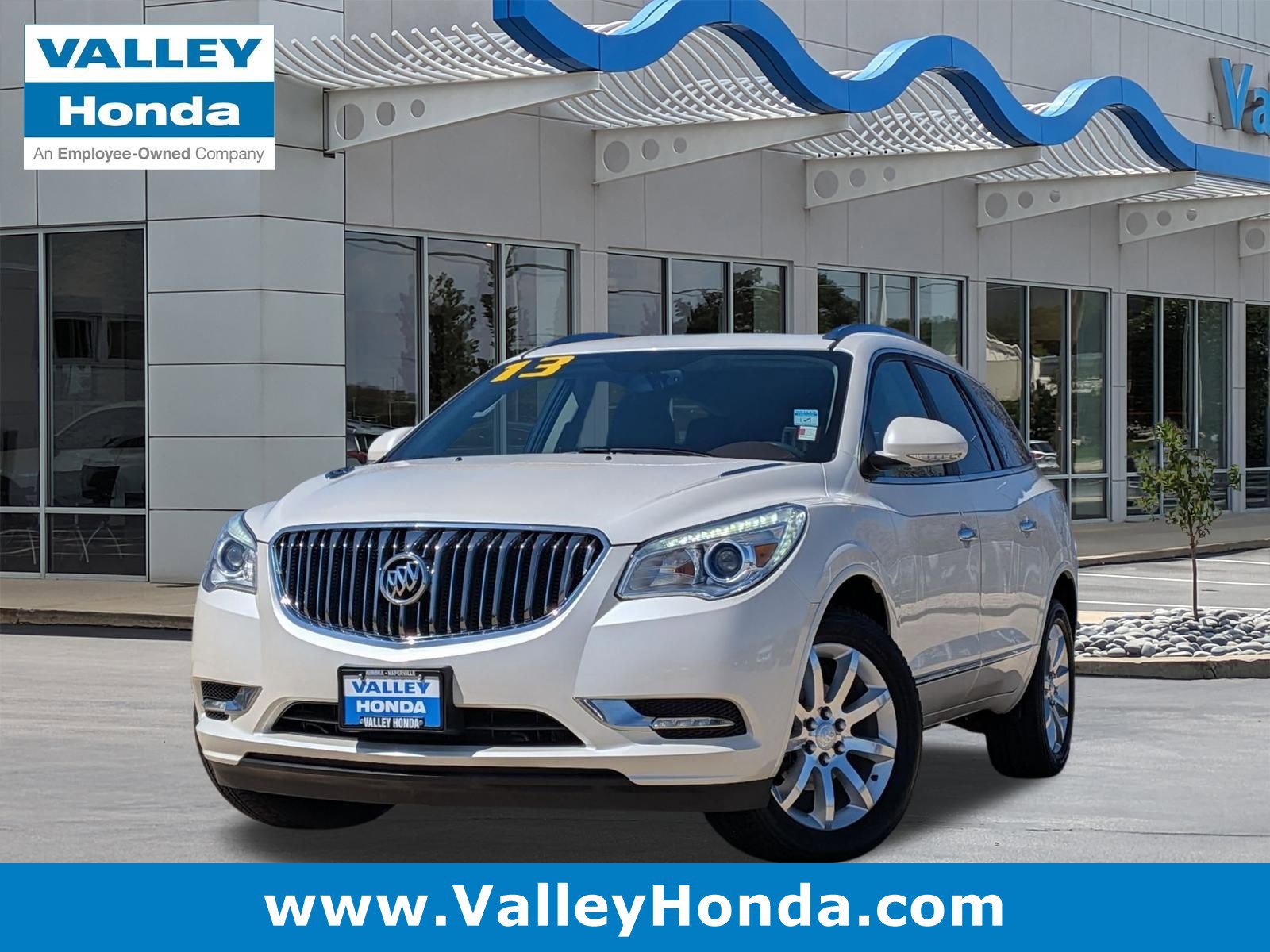 Used 2013 Buick Enclave Premium image 1