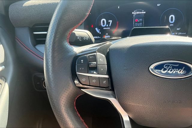 Used 2025 Ford Explorer ST-Line w/ ST-Line Street Pack AWD/4WD image 16