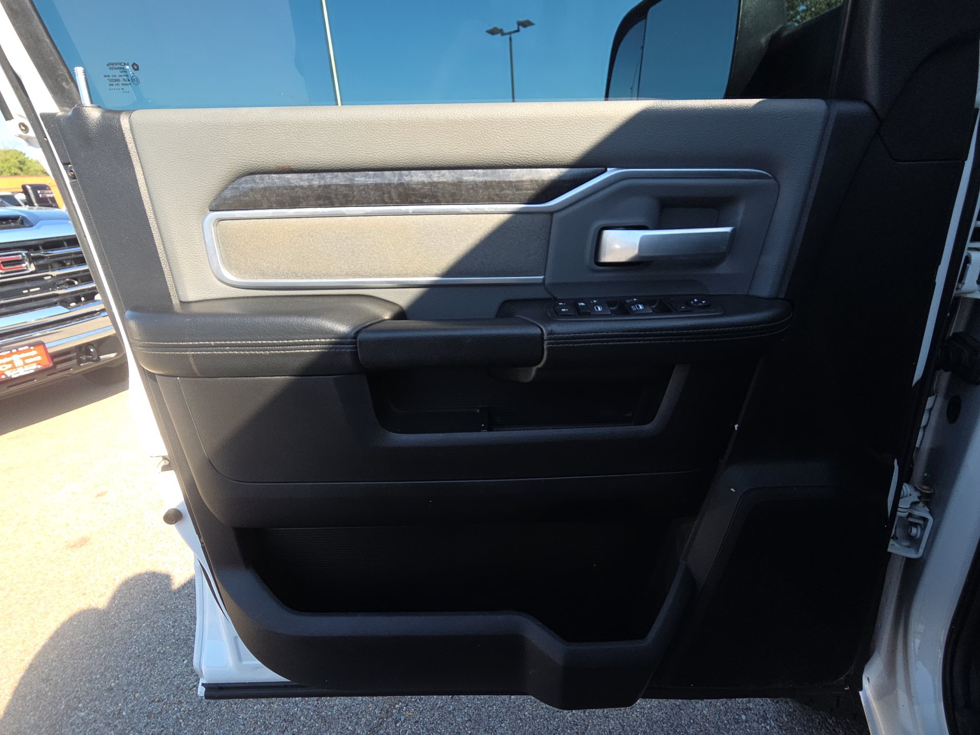 Used 2019 RAM 2500 Big Horn AWD/4WD image 13