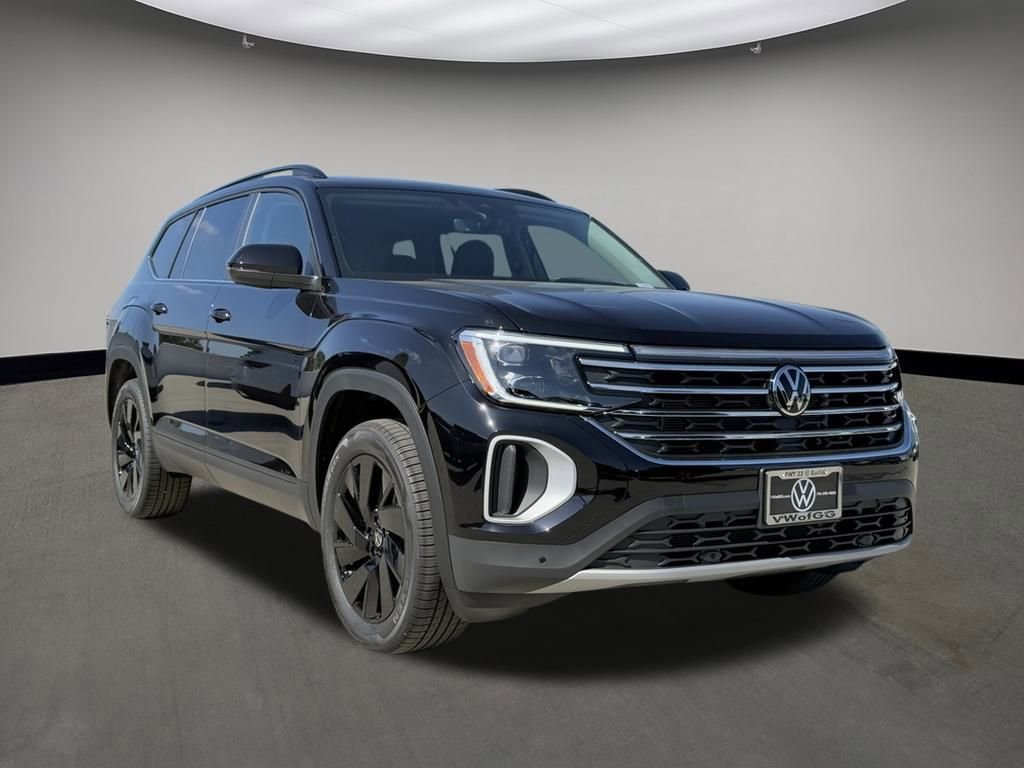New 2026 Volkswagen Atlas SE image 1