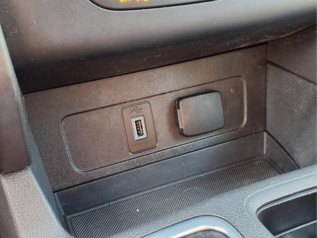 Used 2019 Ford Escape SE FWD image 10