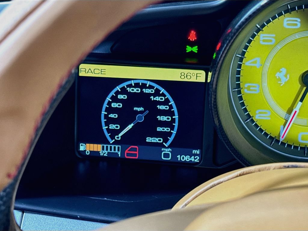 Certified 2015 Ferrari 458 Spider RWD image 14