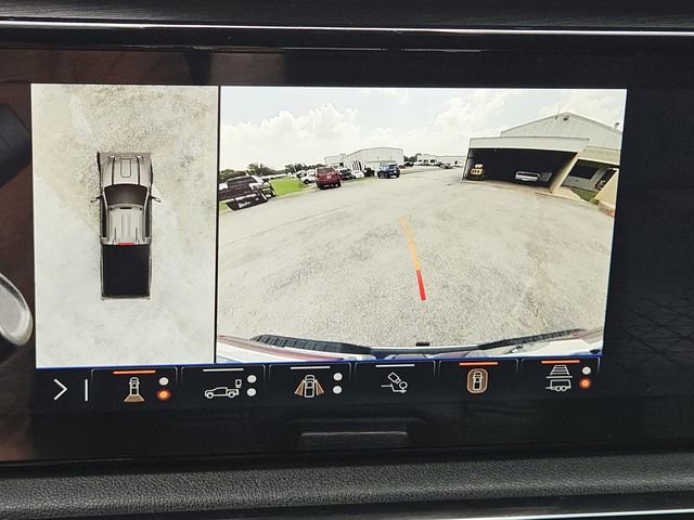 Used 2024 GMC Sierra 2500 AT4 w/ Technology Package AWD/4WD image 18