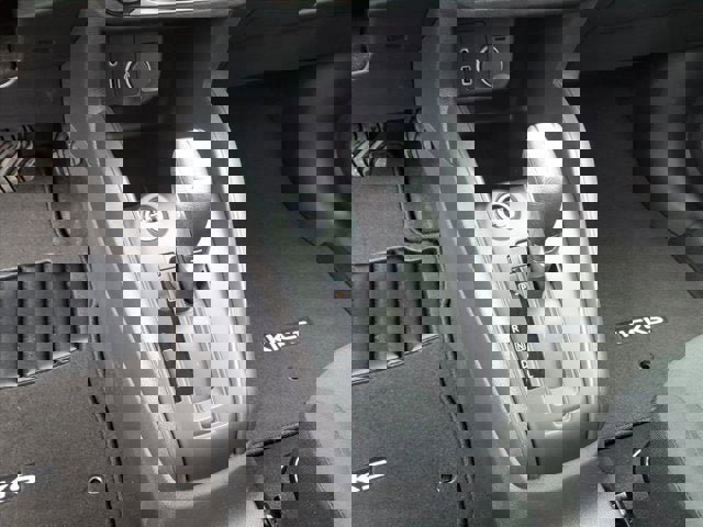 New 2025 Nissan Kicks Play S image 7