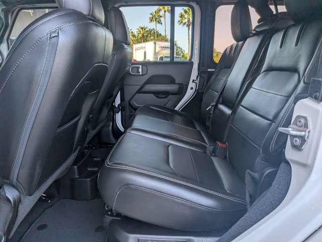 Used 2023 Jeep Wrangler Unlimited Sahara AWD/4WD image 14