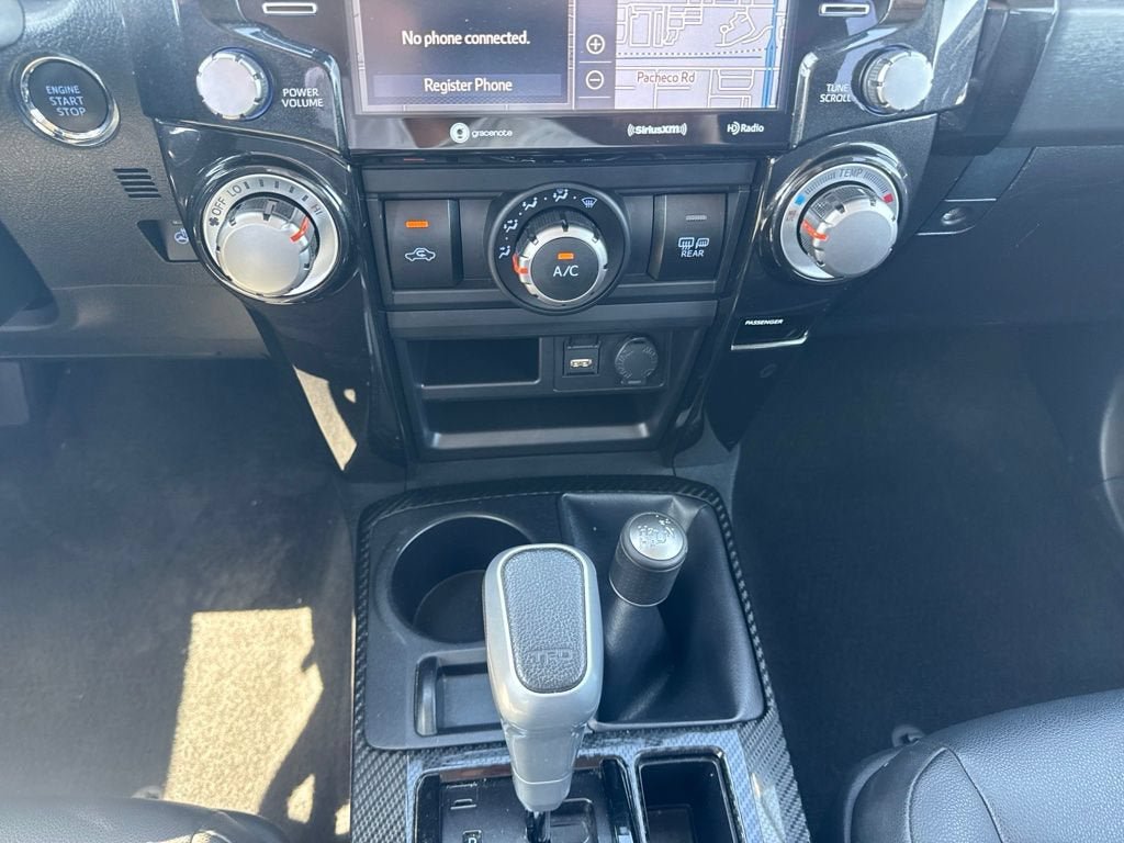 Used 2023 Toyota 4Runner TRD Off-Road Premium AWD/4WD image 24