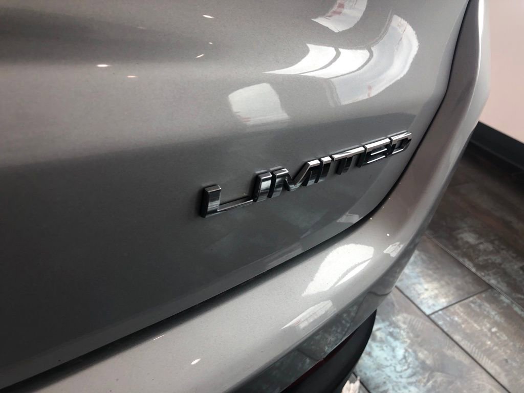 Used 2024 Jeep Compass Limited image 7