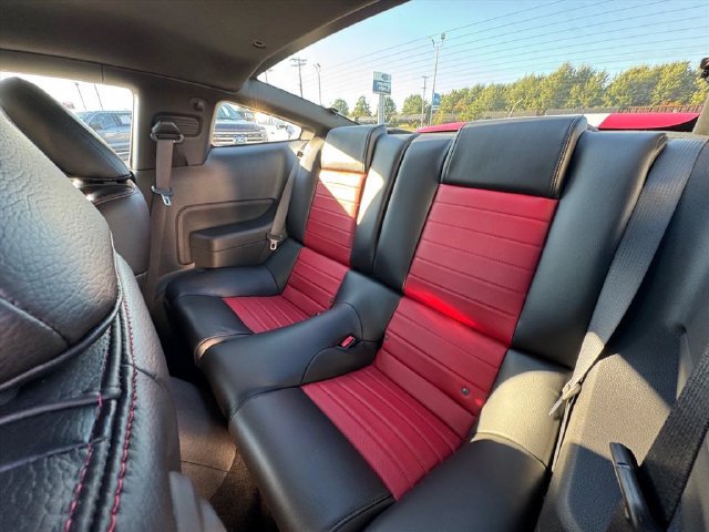 Used 2007 Ford Mustang Shelby GT500 RWD image 17