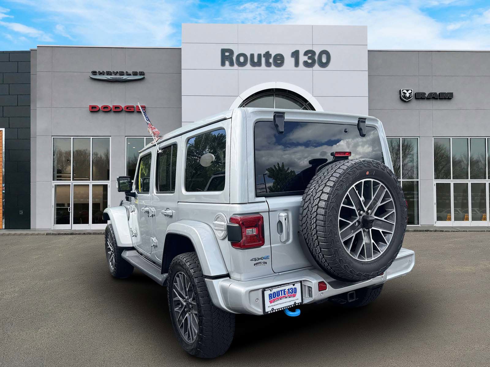 Used 2024 Jeep Wrangler High Altitude AWD/4WD image 3