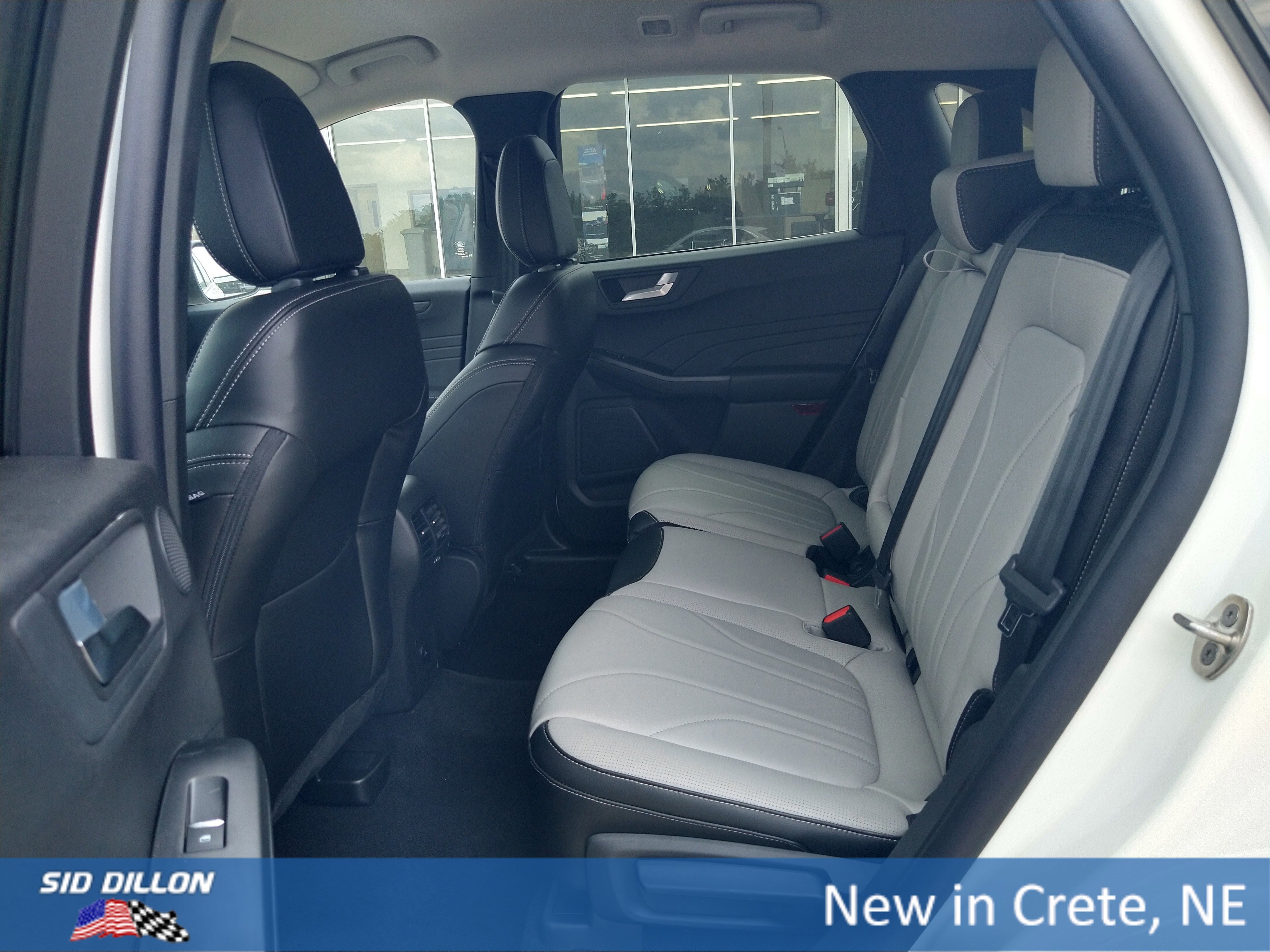 New 2025 Ford Escape SE w/ PHEV Premium Package image 5
