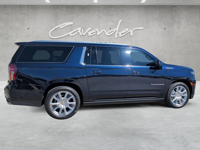 Used 2024 Chevrolet Suburban High Country image 17