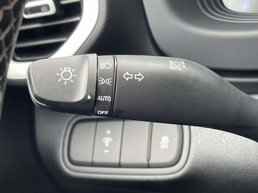 New 2026 Hyundai Venue SEL image 21