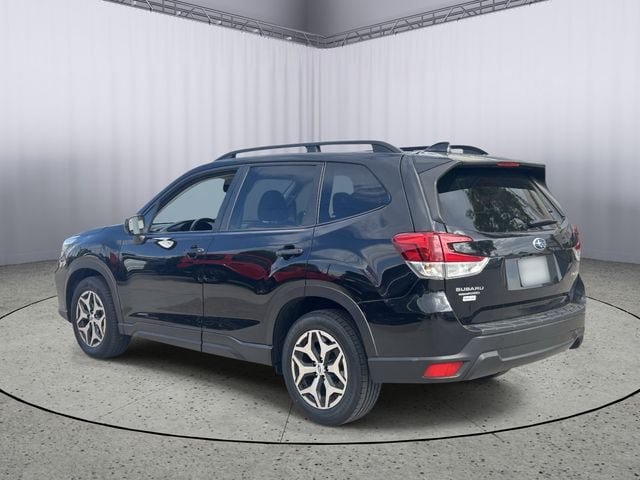 Used 2020 Subaru Forester Premium AWD/4WD image 7