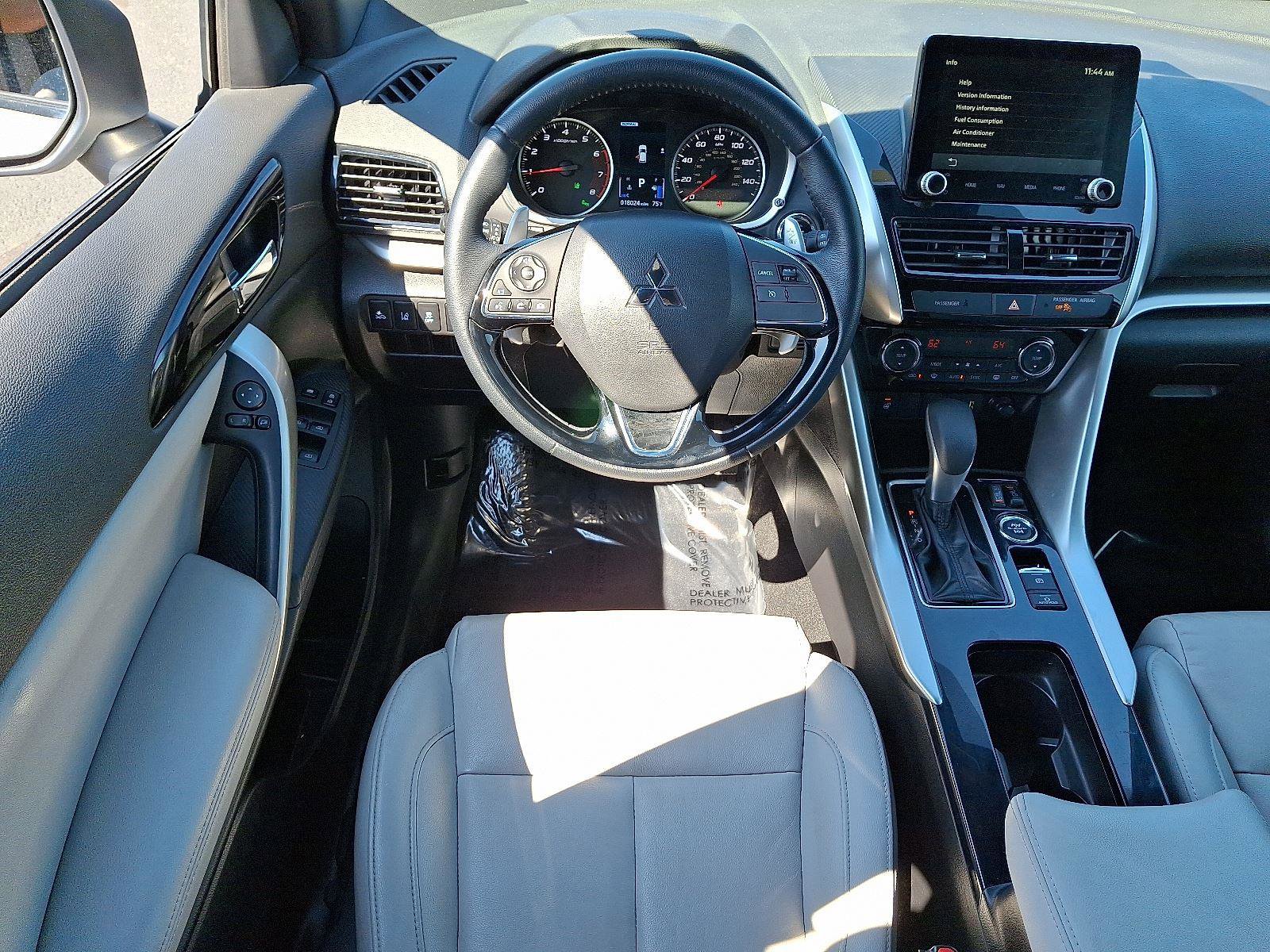 Used 2022 Mitsubishi Eclipse Cross SEL image 11