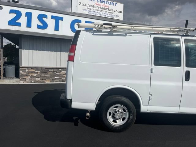 Used 2012 Chevrolet Express 2500 RWD image 12