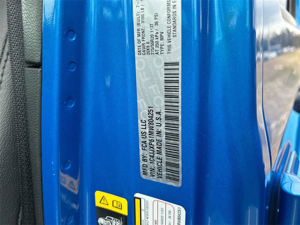 Used 2021 Jeep Wrangler Unlimited Sahara w/ Cold Weather Group image 31