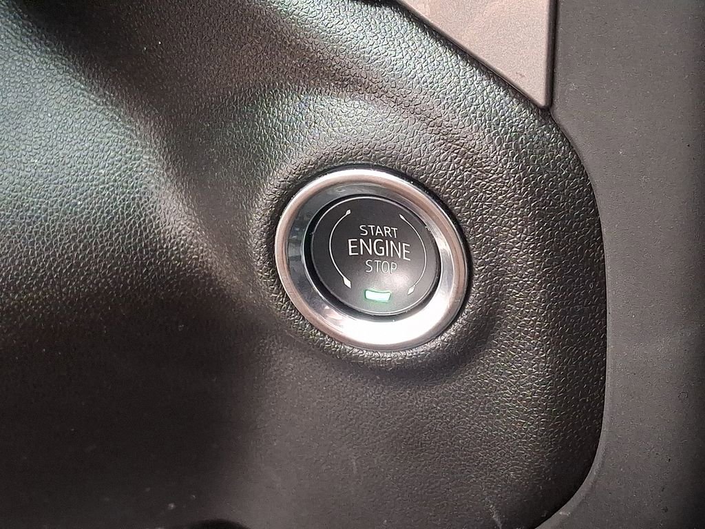 Certified 2025 Chevrolet Silverado 1500 Custom image 22