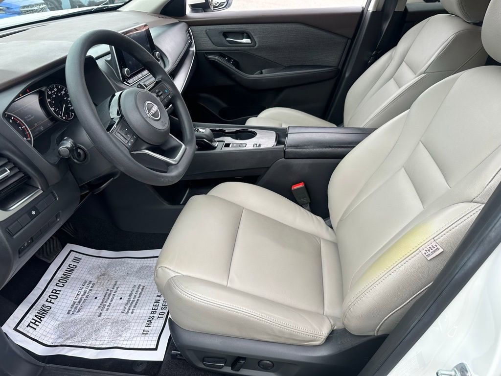 Used 2023 Nissan Rogue SV image 23