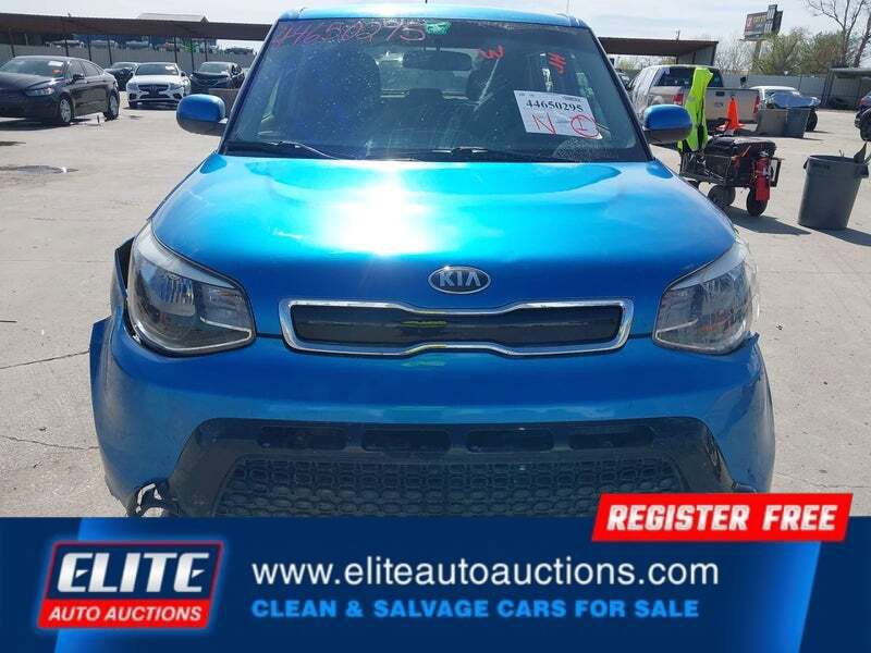 Used 2016 Kia Soul + w/ Designer's Package FWD image 23