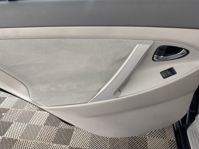 Used 2008 Toyota Camry LE image 26