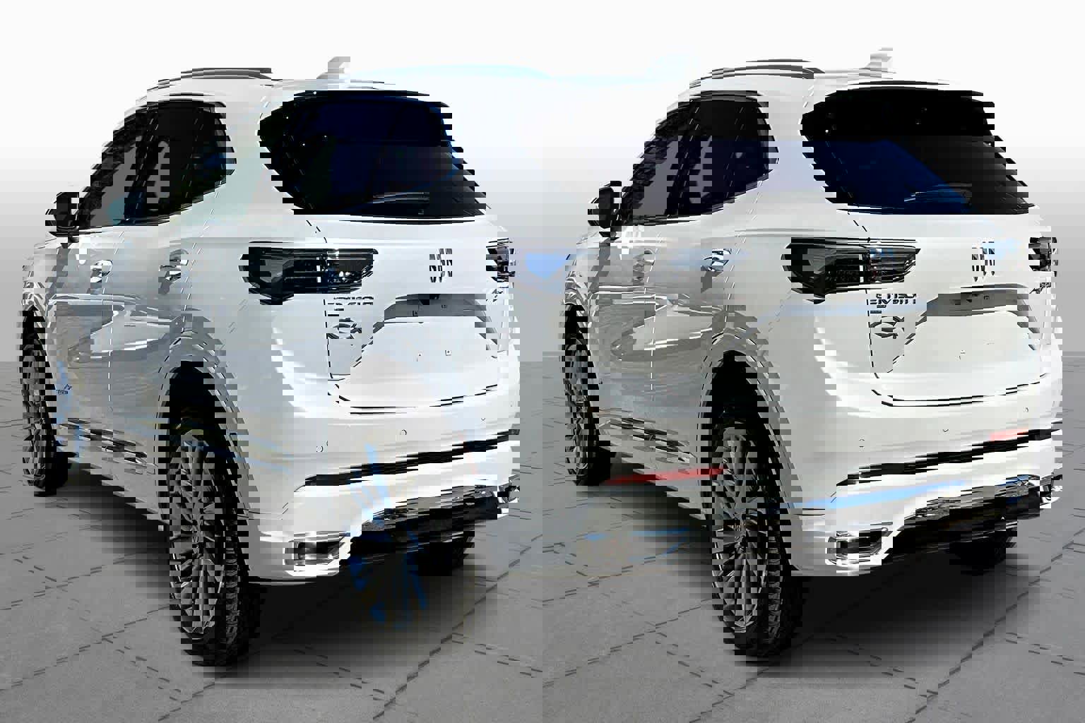 Used 2024 Buick Envision Avenir image 11