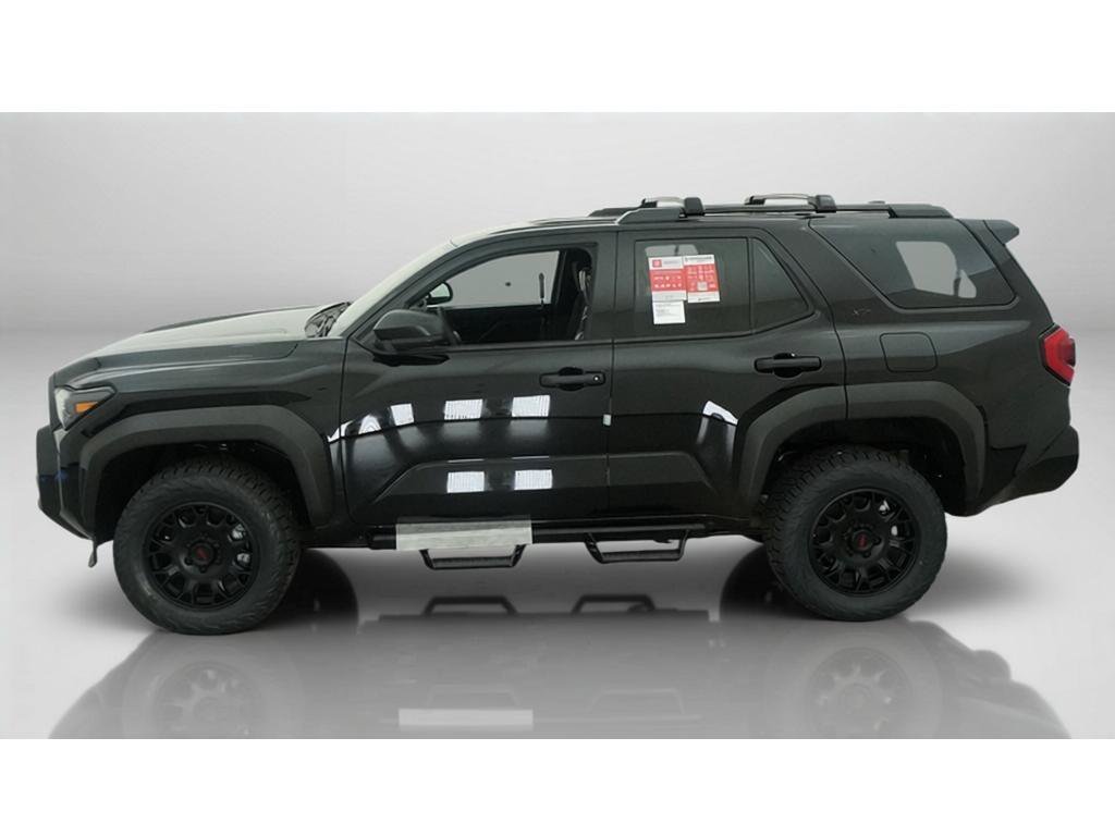 New 2026 Toyota 4Runner SR5 AWD/4WD image 3