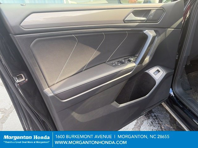 Used 2023 Volkswagen Tiguan SE FWD image 10
