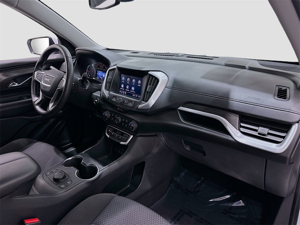 Used 2023 GMC Terrain SLE w/ Driver Convenience Package image 29