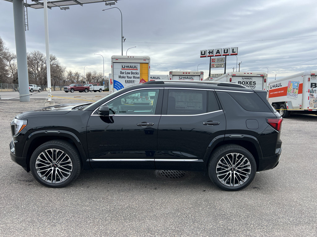 New 2026 GMC Terrain Denali w/ LPO, Black Badging Package image 2