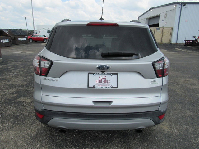 Used 2018 Ford Escape SE w/ Ford Safe & Smart Package FWD image 4