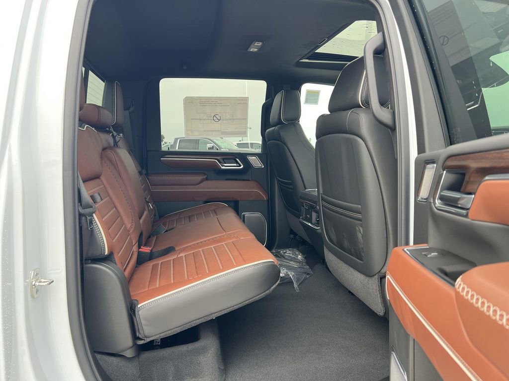 New 2026 GMC Sierra 3500 Denali Ultimate image 32