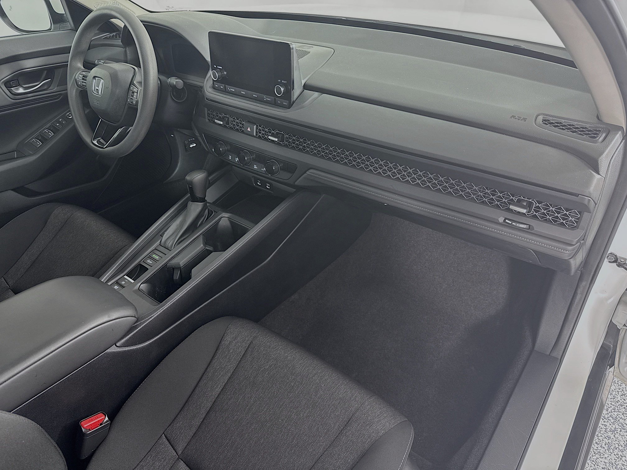 Certified 2024 Honda Accord EX image 28
