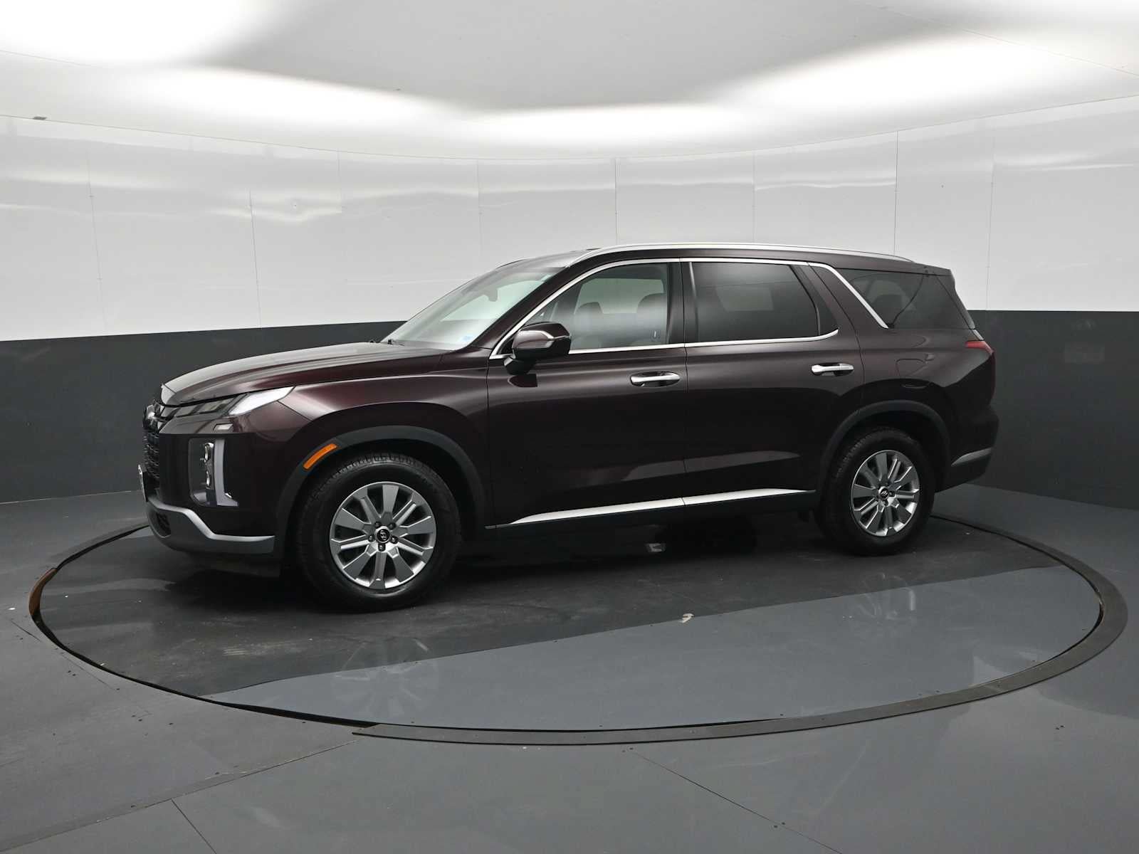 Used 2024 Hyundai Palisade SEL AWD/4WD image 4
