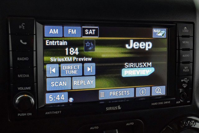 Used 2017 Jeep Wrangler Unlimited Rubicon image 23