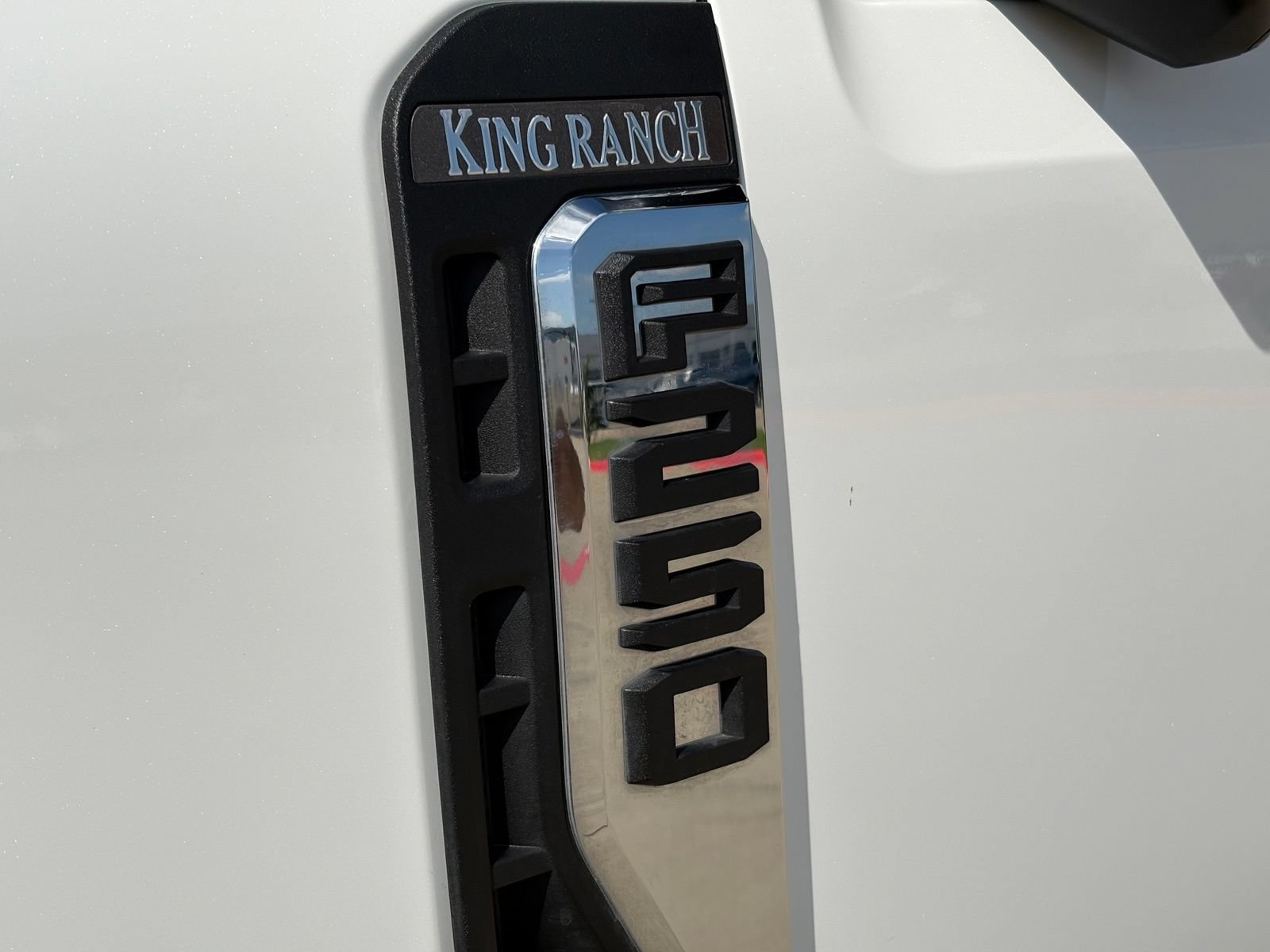 Used 2026 Ford F250 King Ranch w/ FX4 Off-Road Package AWD/4WD image 11
