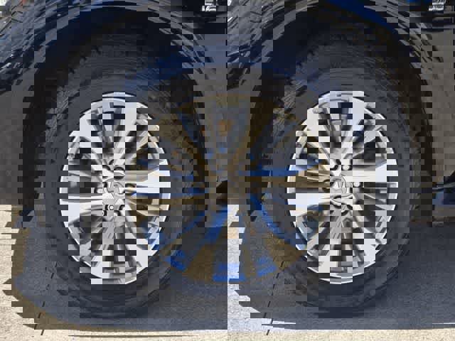 Used 2017 INFINITI QX80 2WD w/ Driver Assistance Package image 8