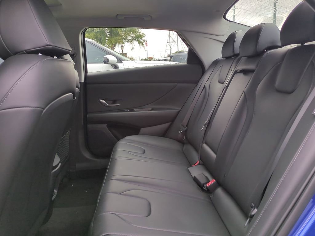 New 2026 Hyundai Elantra Limited image 14