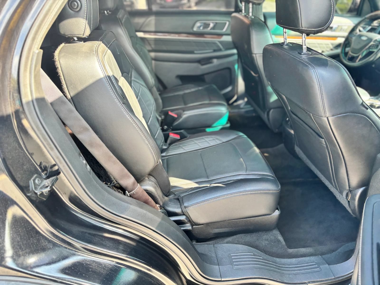 Used 2016 Ford Explorer Platinum AWD/4WD image 16