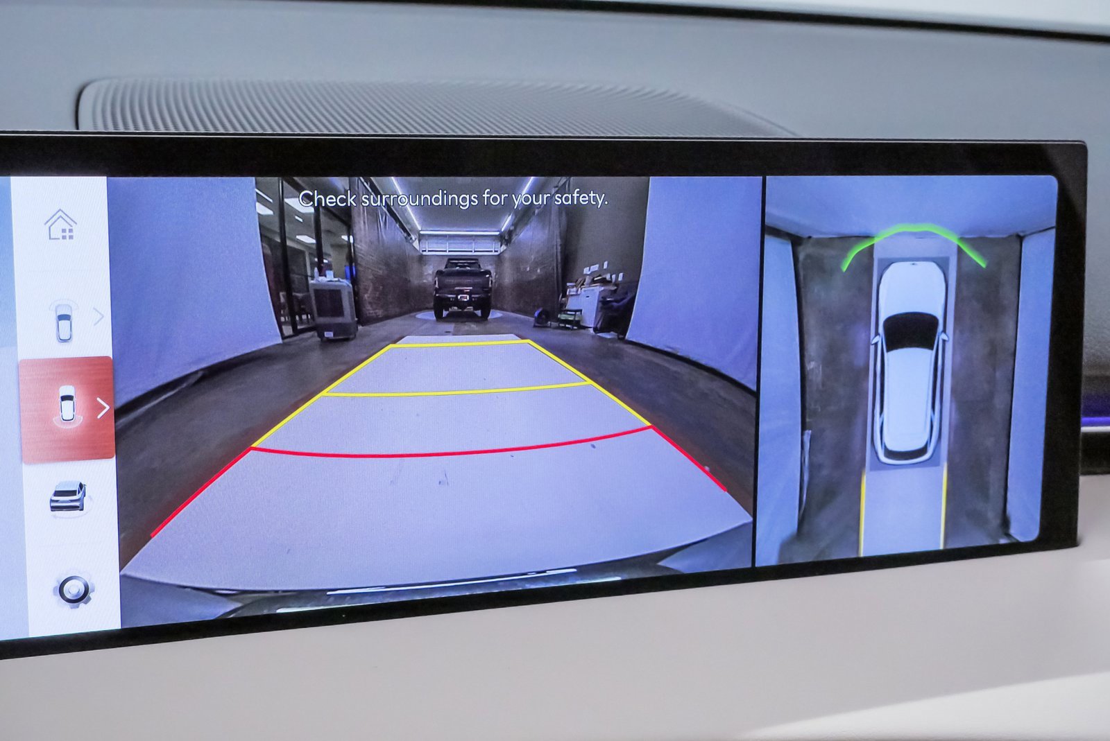 Certified 2026 Genesis GV70 2.5T Advanced image 21