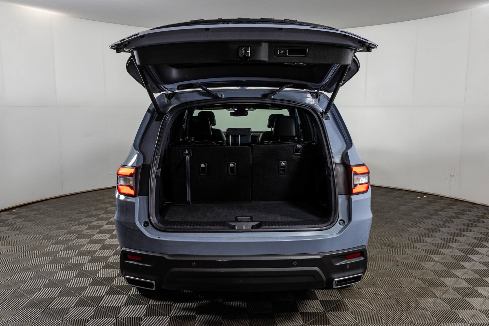 Used 2025 Honda Pilot Black Edition image 46