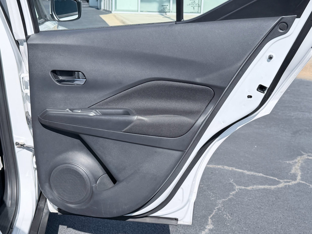Used 2024 Nissan Kicks SV FWD image 29
