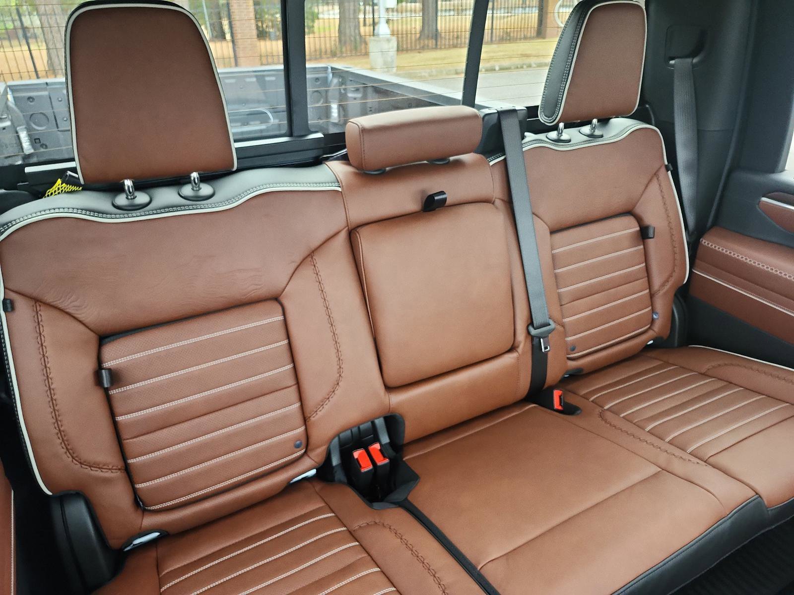 New 2026 GMC Sierra 2500 Denali Ultimate image 14