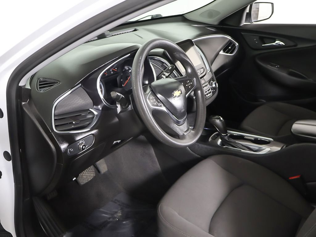 Used 2020 Chevrolet Malibu LT image 19