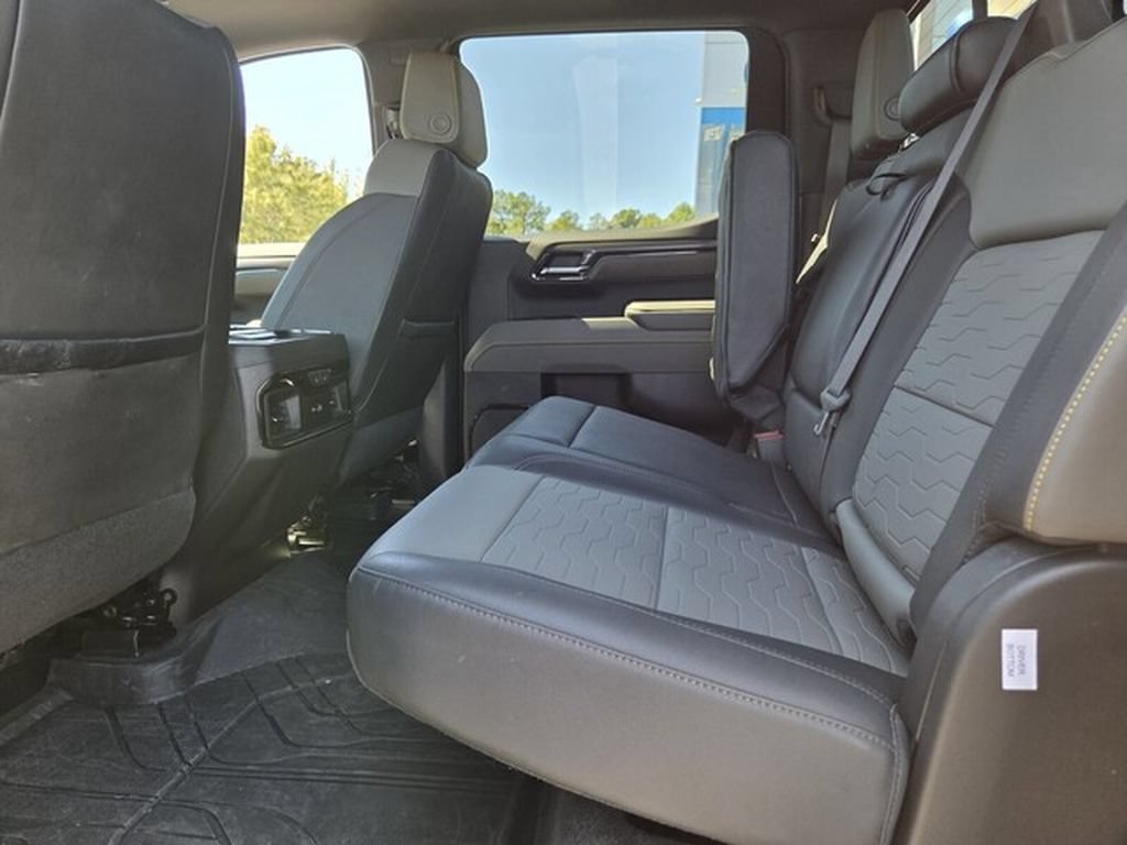 Used 2024 Chevrolet Silverado 1500 ZR2 w/ Technology Package AWD/4WD image 13