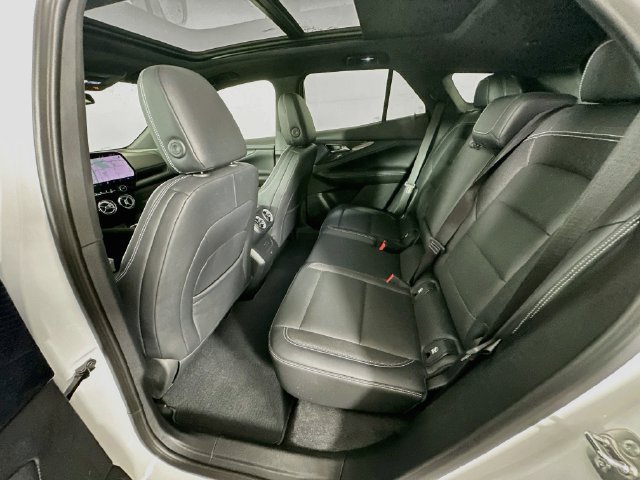 Used 2024 Chevrolet Blazer EV LT AWD/4WD image 30